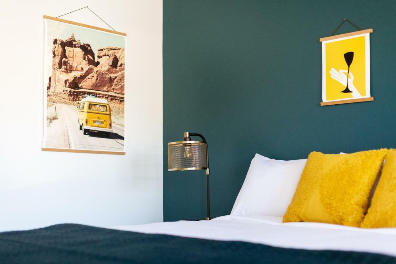 Spoke And Vine Motel Palisade Экстерьер фото