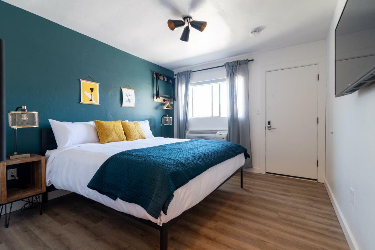 Spoke And Vine Motel Palisade Экстерьер фото